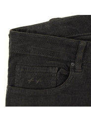 detail de la matière velours fines cotes marque CUBjeans pantalons pour hommes grands